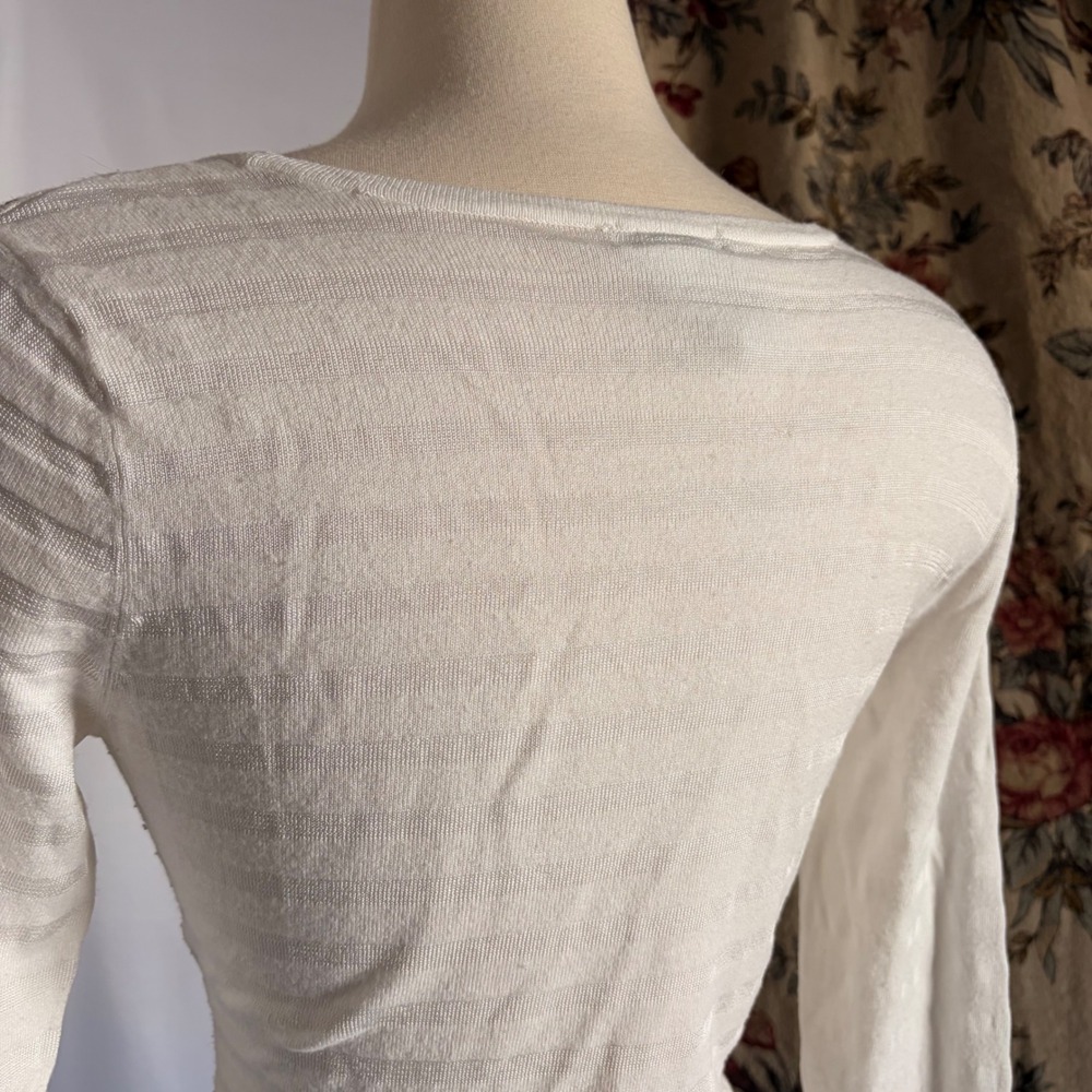 Cache Stunning White striped Rhinestone Detailing V-Neck Sweater Long Sleeve Top - Picture 6 of 11